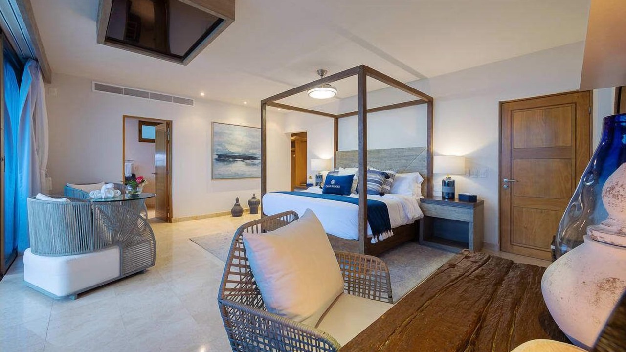 Photo of Bedroom in South Shore Hotel Area
