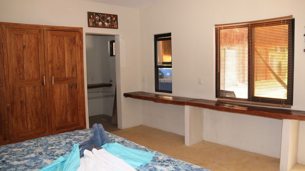 Photo of Bedroom in Francisco Uh May