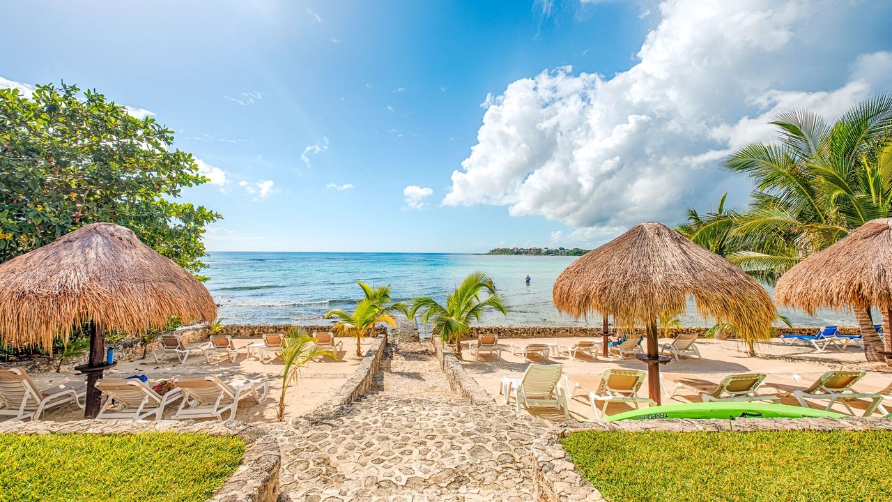 Photo of Others in Akumal