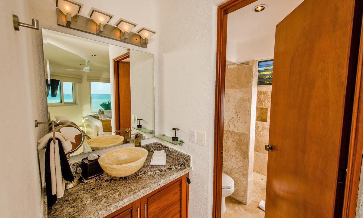 Photo of Bathroom in Soliman Bay
