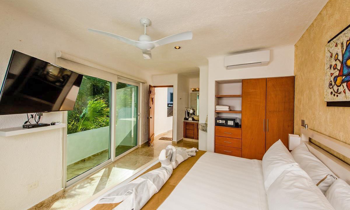 Photo of Bedroom in Soliman Bay