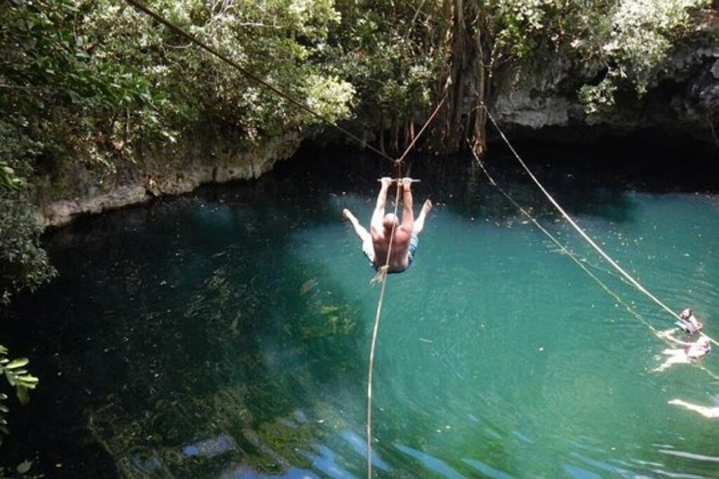 Photo of Others in Playa del Secreto