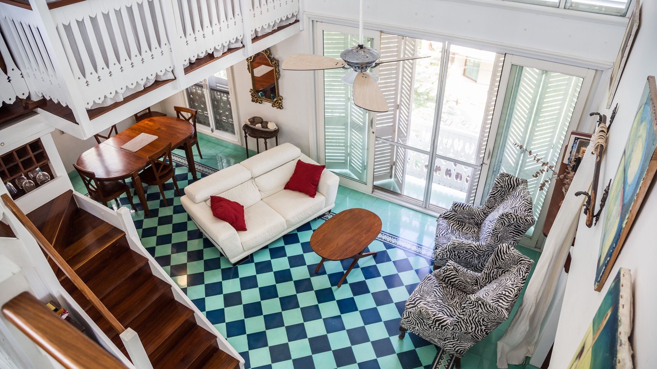 Photo of Livingroom in Downtown