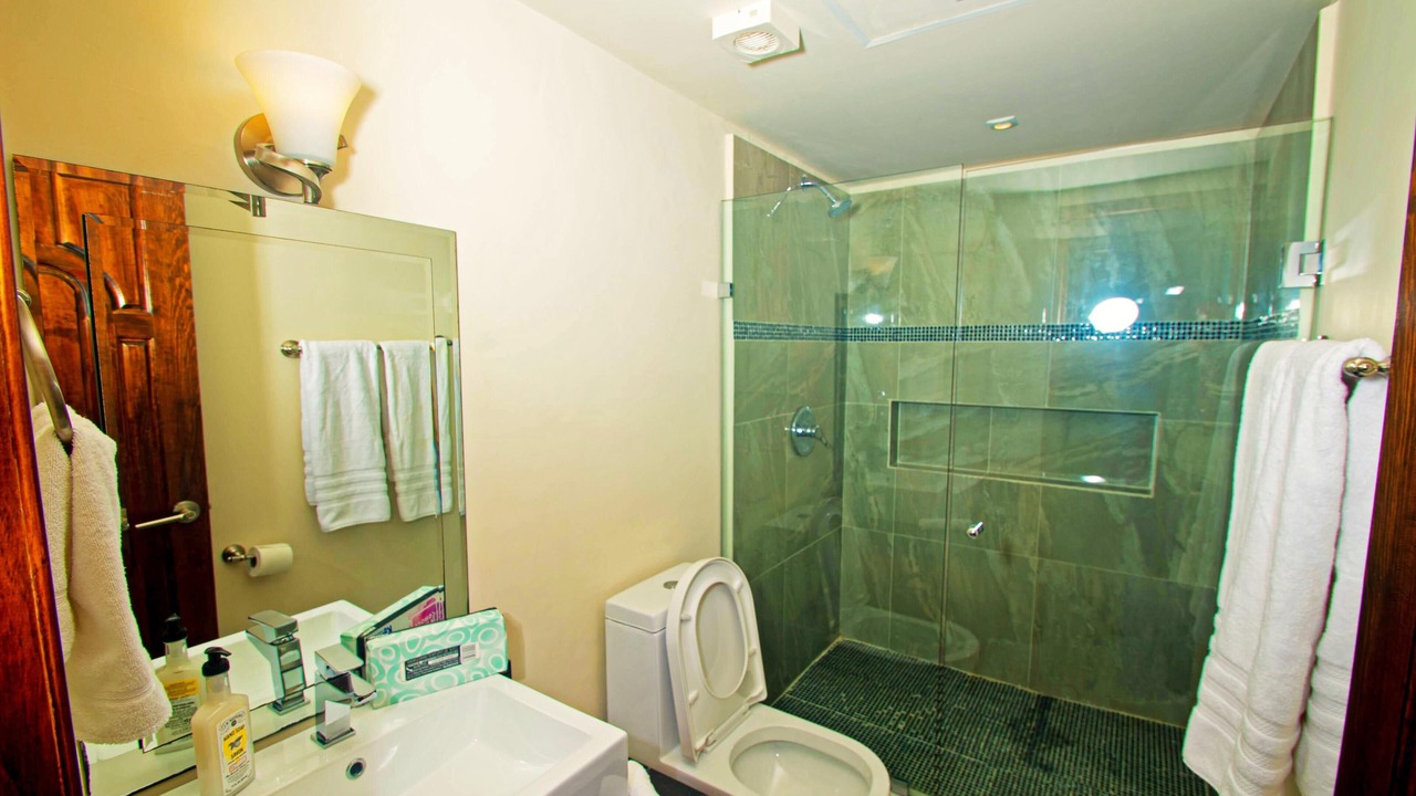 Photo of Bathroom in Zona Hotelera
