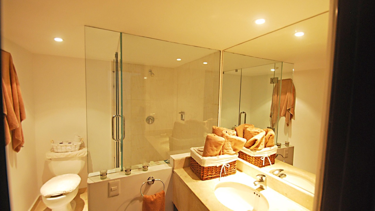 Photo of Bathroom in Zona Hotelera