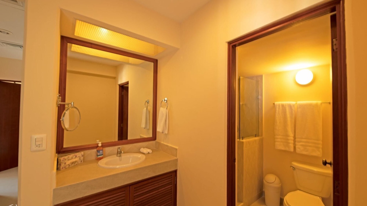 Photo of Bathroom in Zona Hotelera