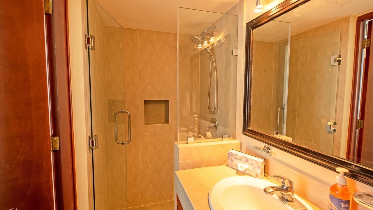 Photo of Bathroom in Zona Hotelera
