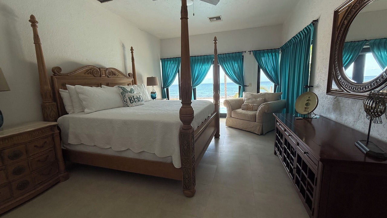 Photo of Bedroom in Costa Maya