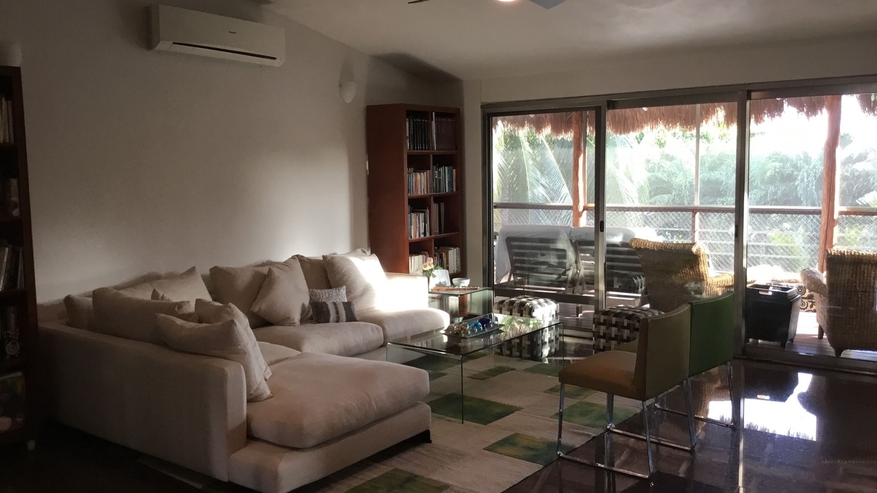 Photo of Livingroom in Punta Cancun