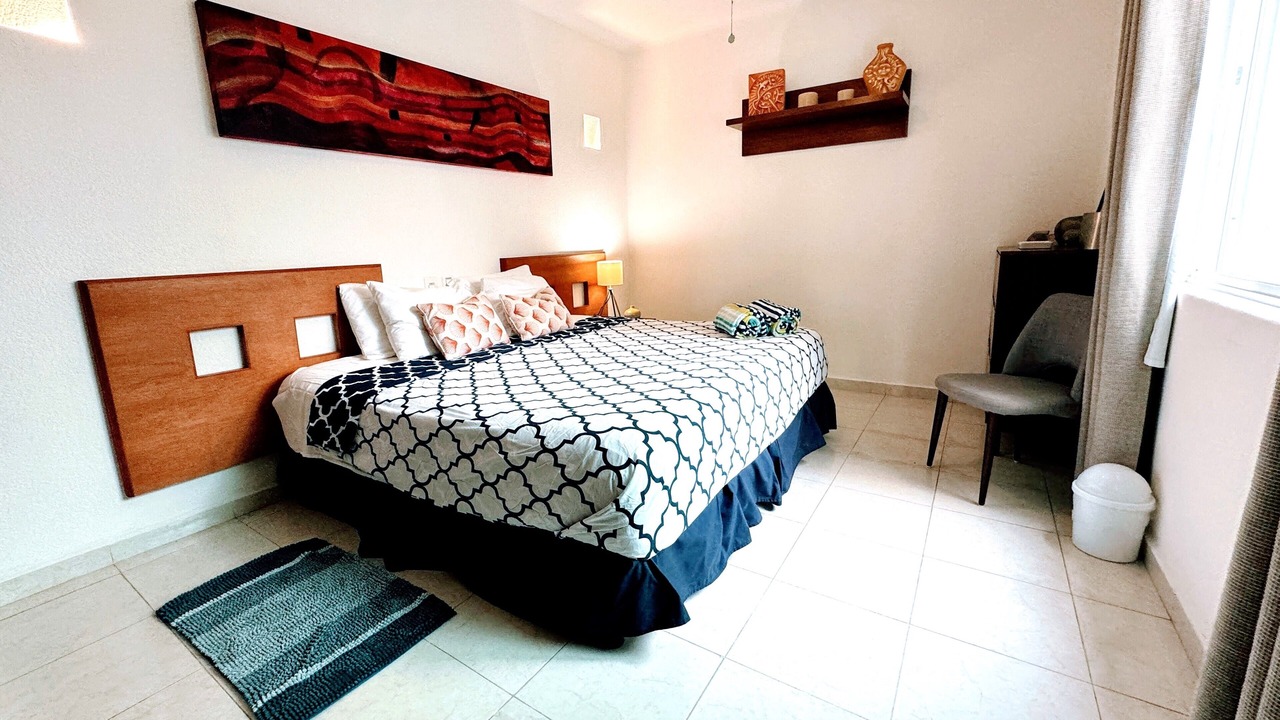 Photo of Bedroom in Downtown