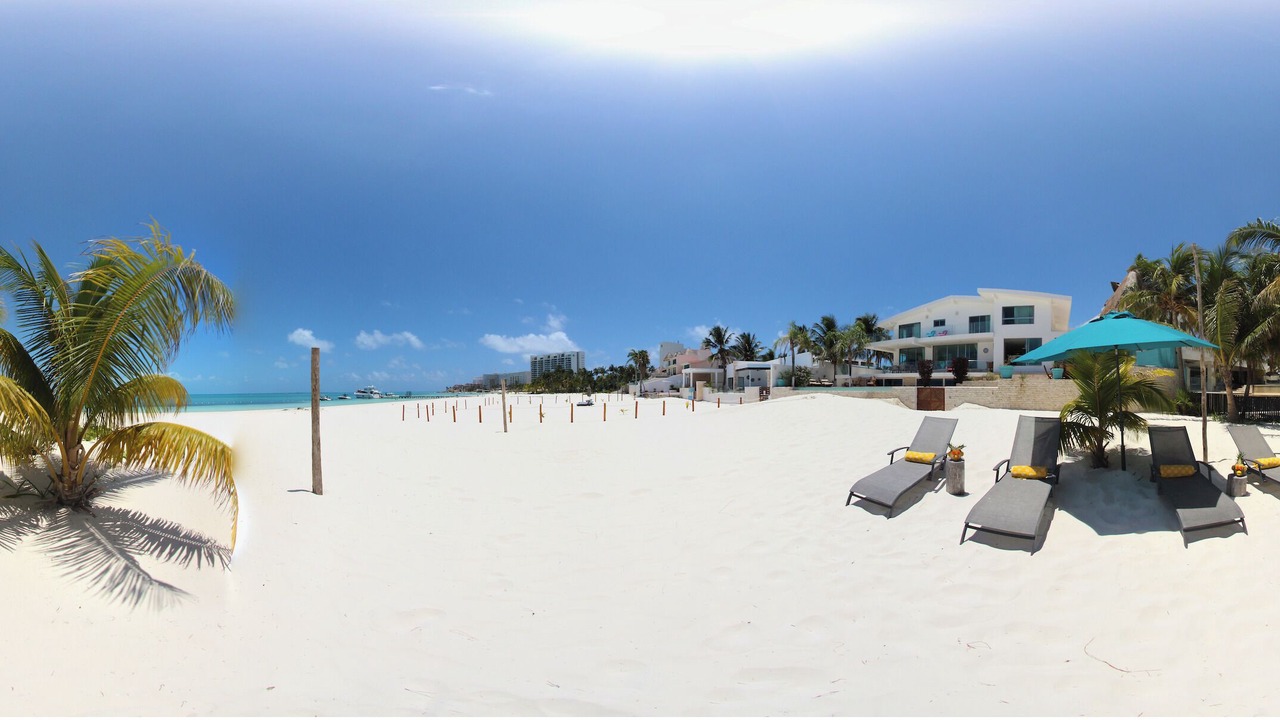 Photo of Others in Punta Cancun