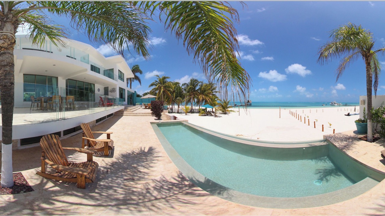 Photo of Others in Punta Cancun
