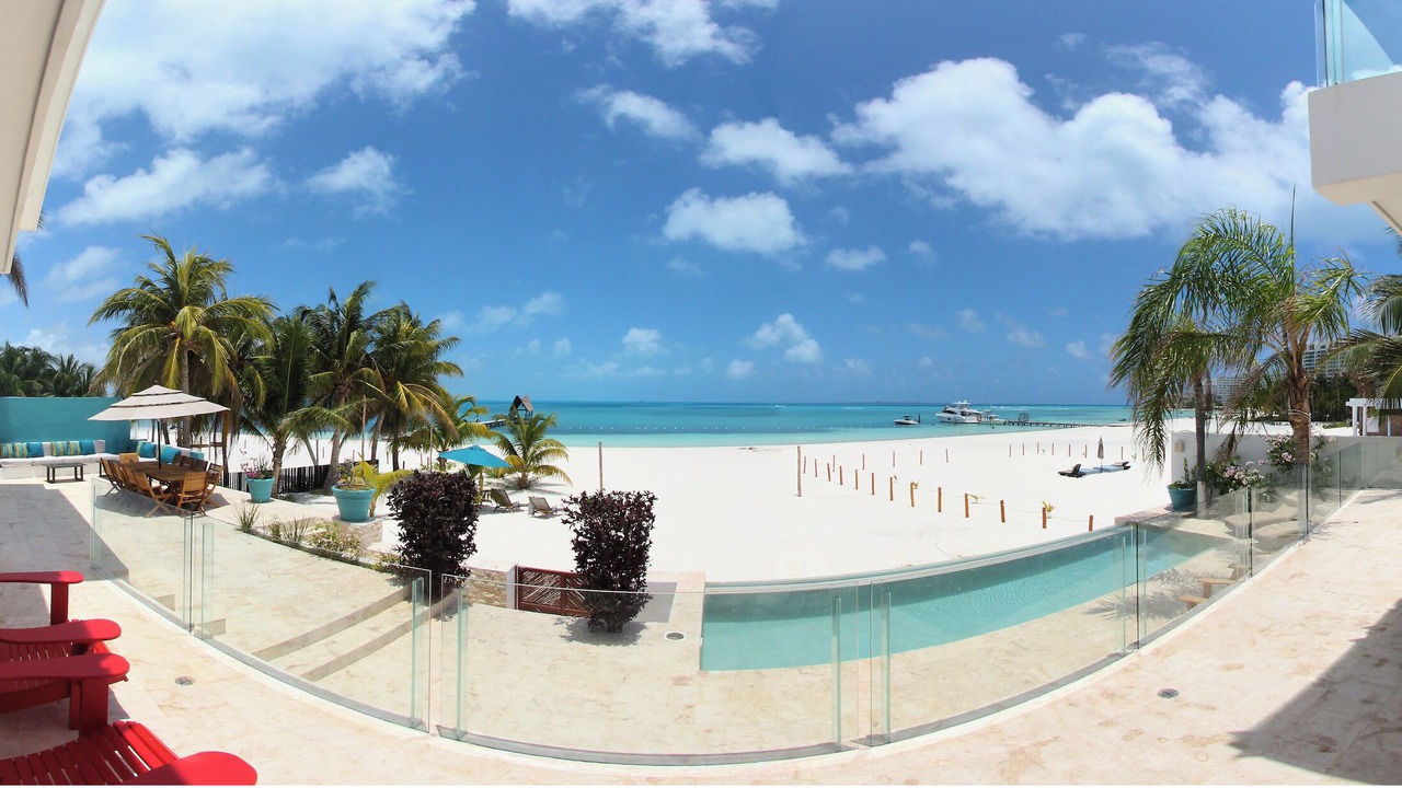 Photo of Others in Punta Cancun