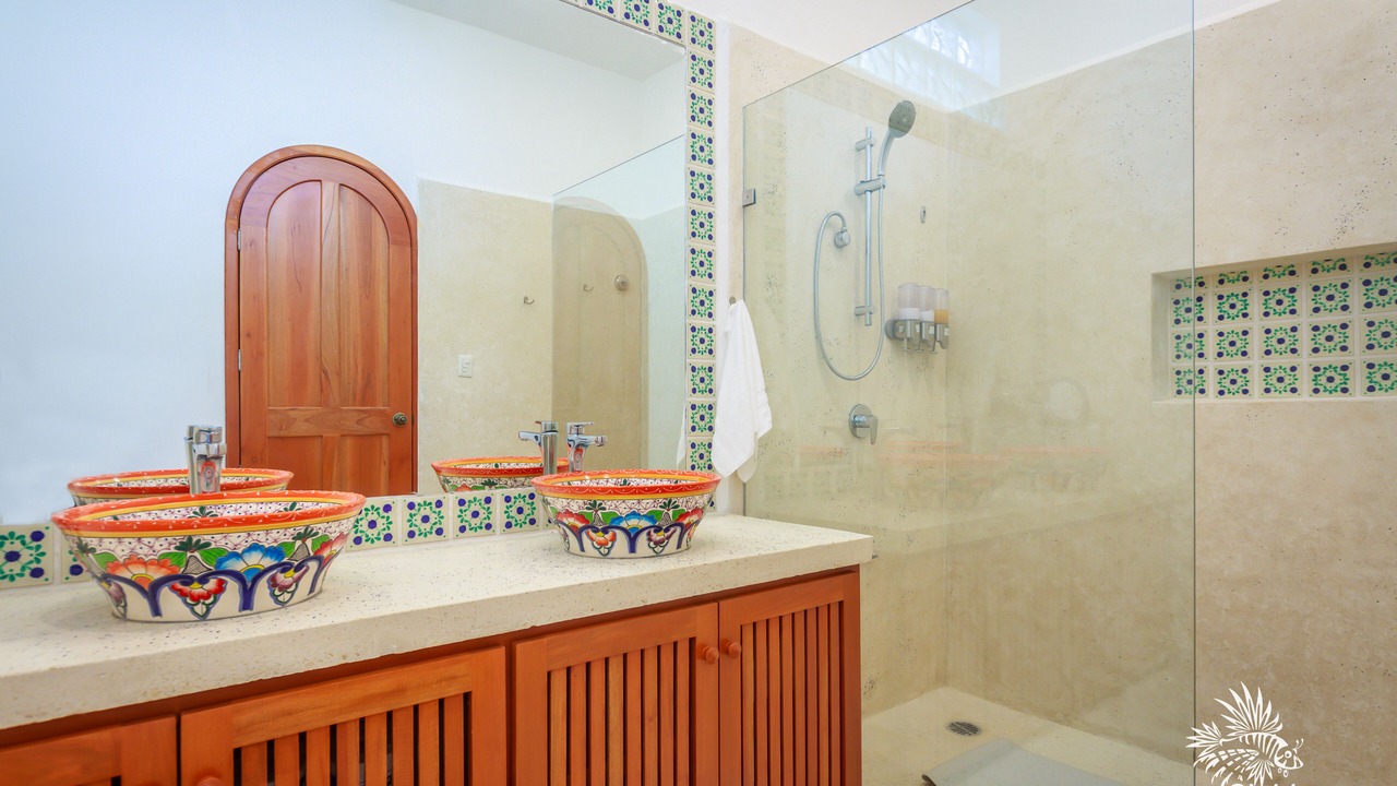 Photo of Bathroom in Colonia Meteorologico