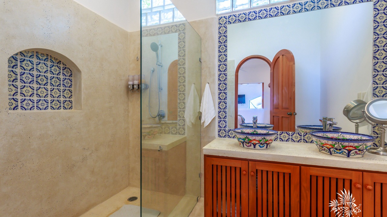 Photo of Bathroom in Colonia Meteorologico