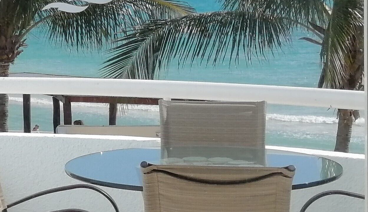 Photo of Patio Balcony in Playacar Fase I