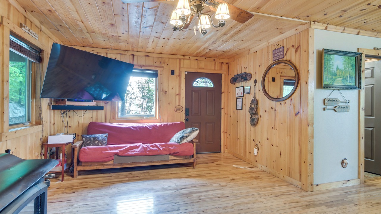 Photo of Livingroom in Blue Eye