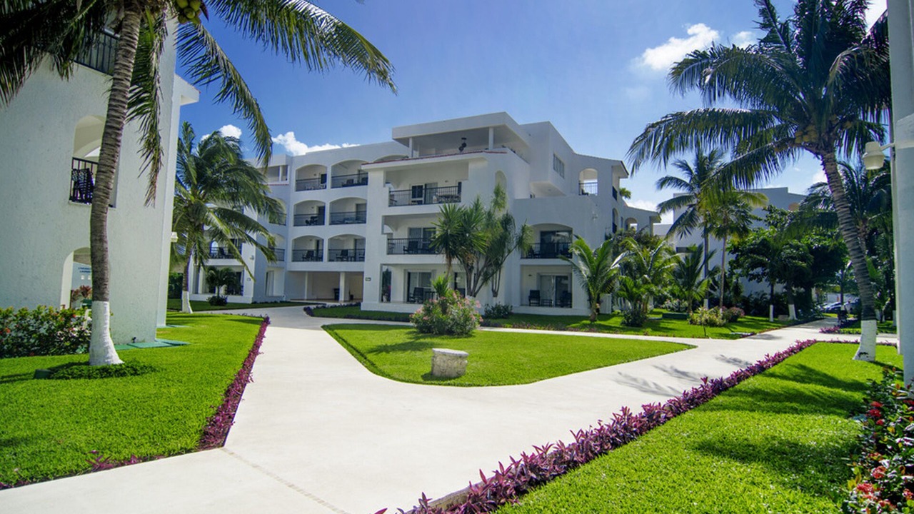 Photo of Others in Punta Cancun