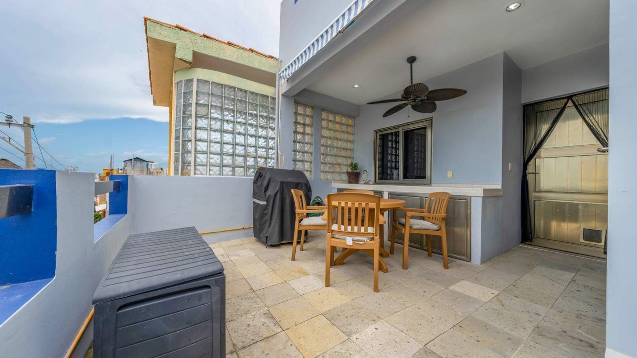 Photo of Outdoor in Centro - Supmza 001