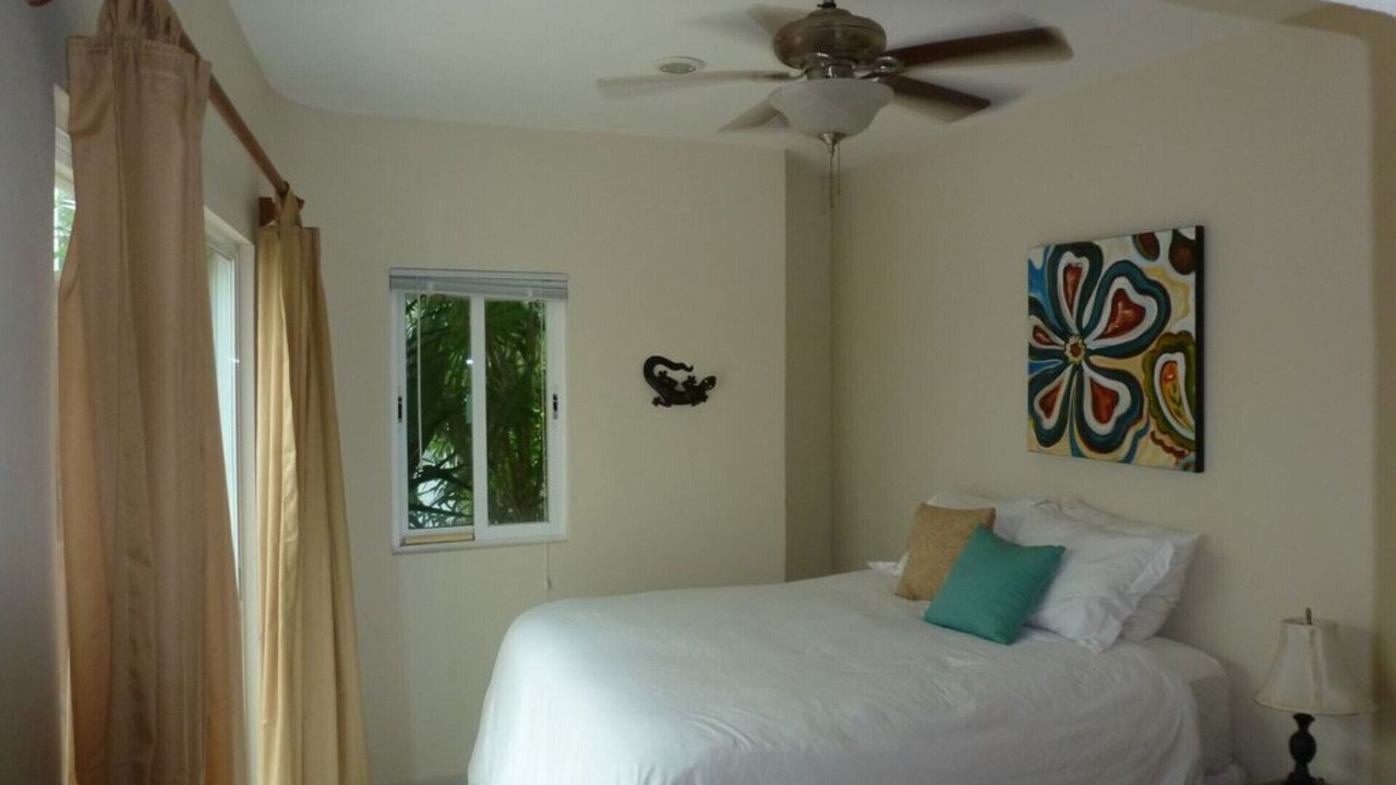Photo of Bedroom in Salinas