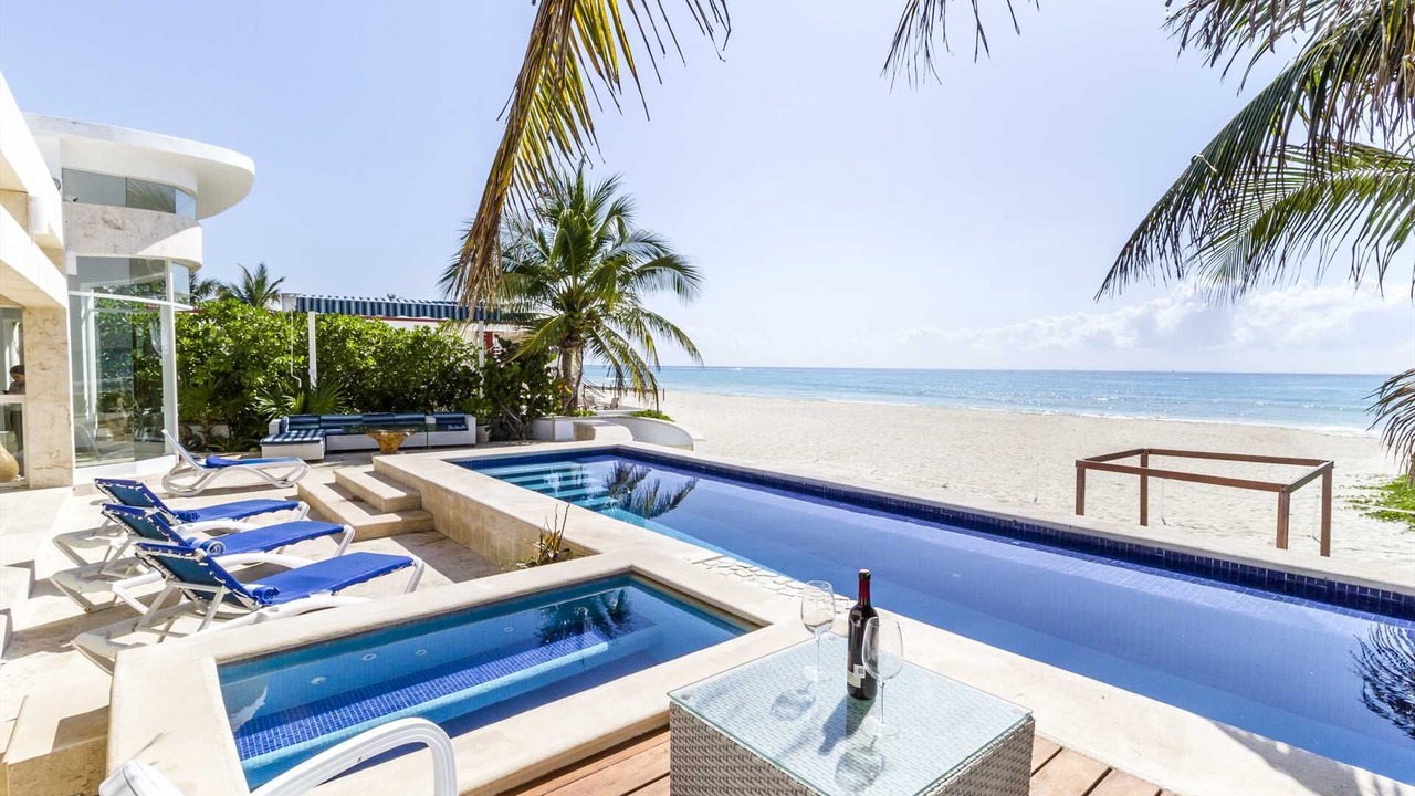 Photo of Outdoor in Playacar Beach