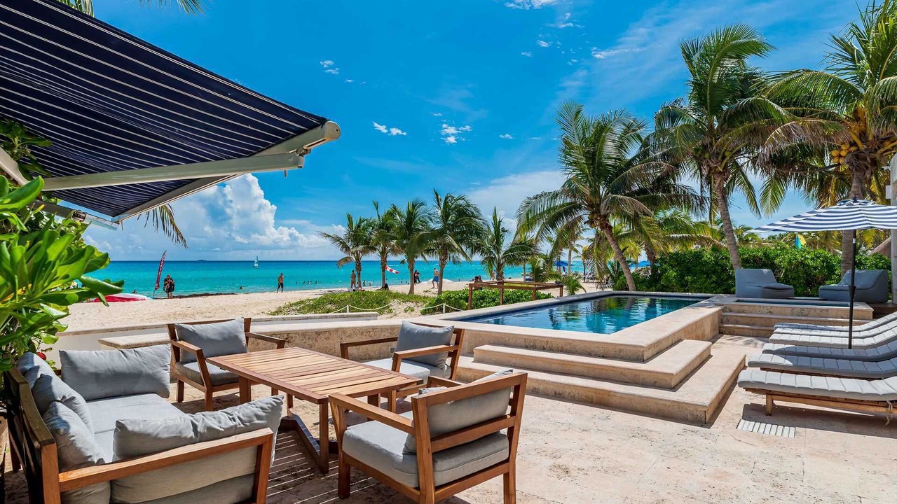 Photo of Outdoor in Playacar Beach