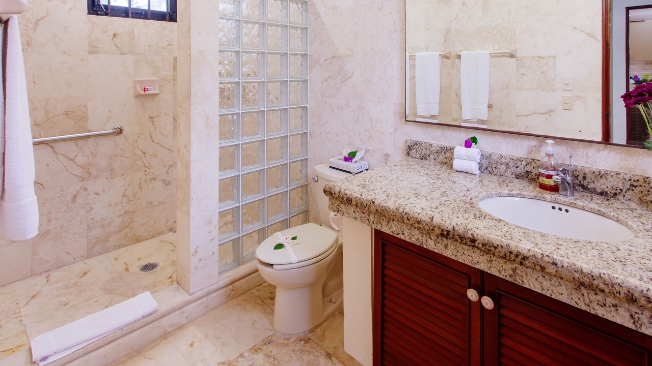 Photo of Bathroom in Soliman Bay