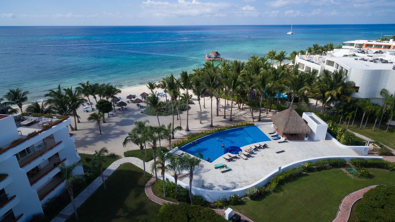 Photo of Others in Costa Maya