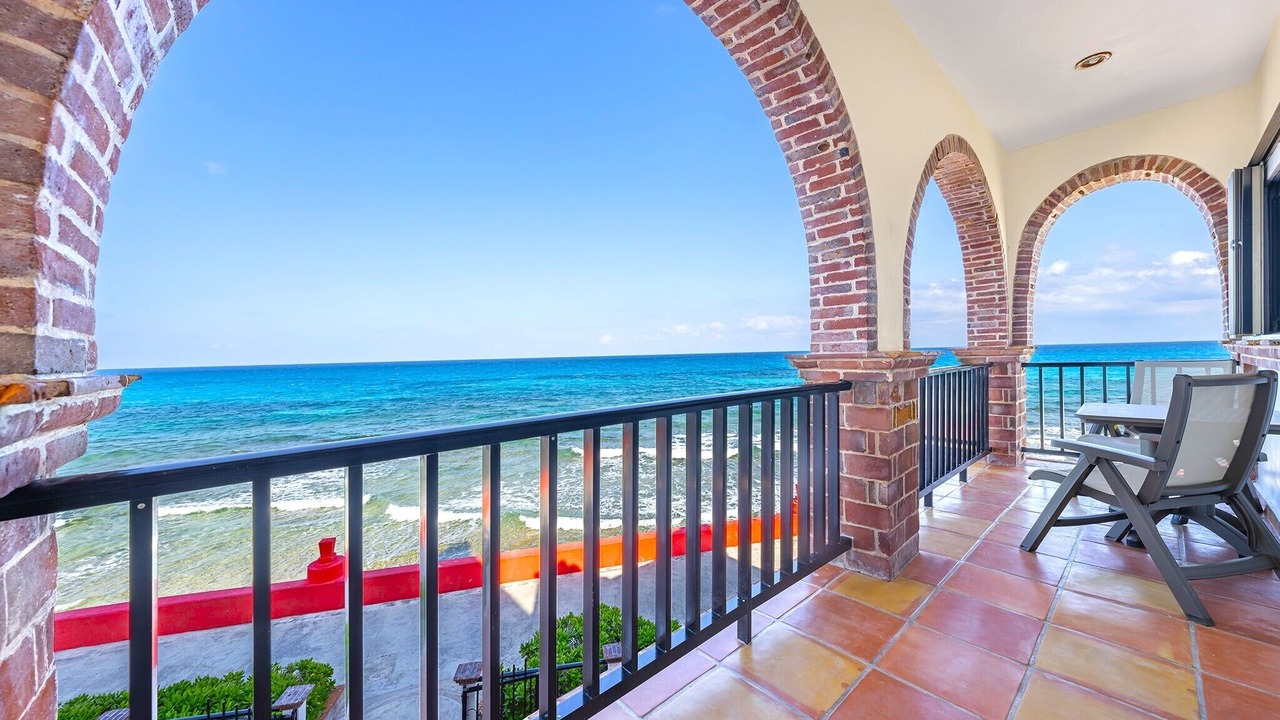 Photo of Outdoor in Centro - Supmza 001