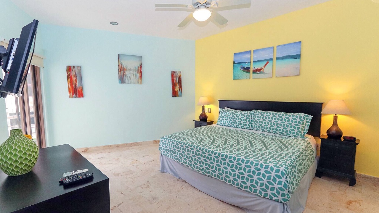 Photo of Bedroom in Downtown