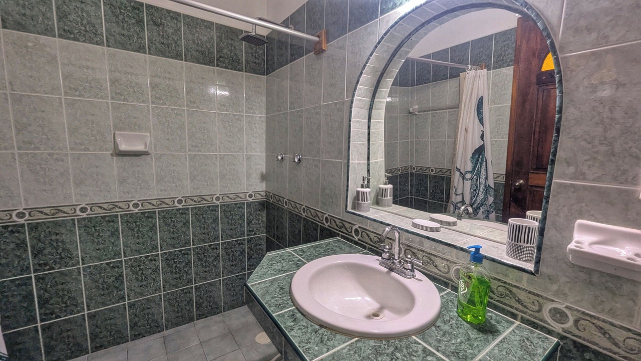 Photo of Bathroom in Colonia Andres