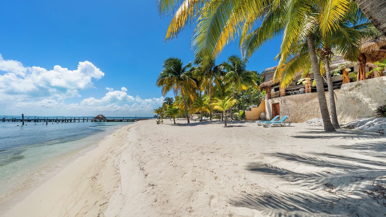Photo of Others in Isla Mujeres