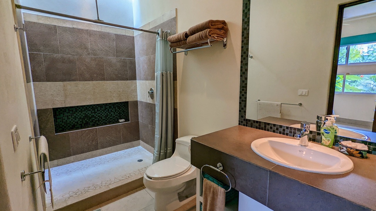 Photo of Bathroom in Colonia Repobladores