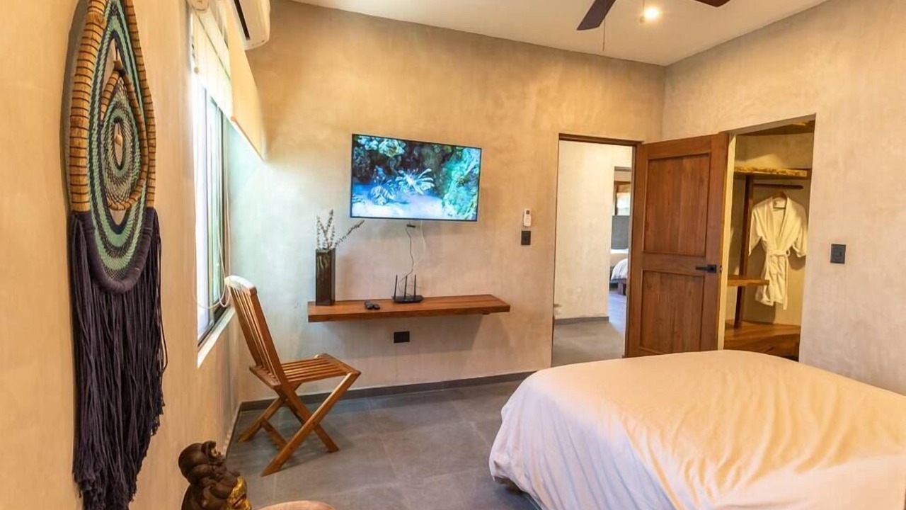 Photo of Bedroom in Playacar Beach