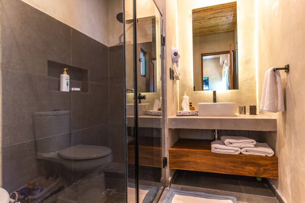 Photo of Bathroom in Playacar Beach