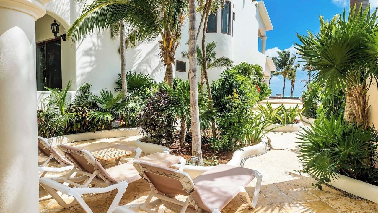 Photo of Patio Balcony in Soliman Bay