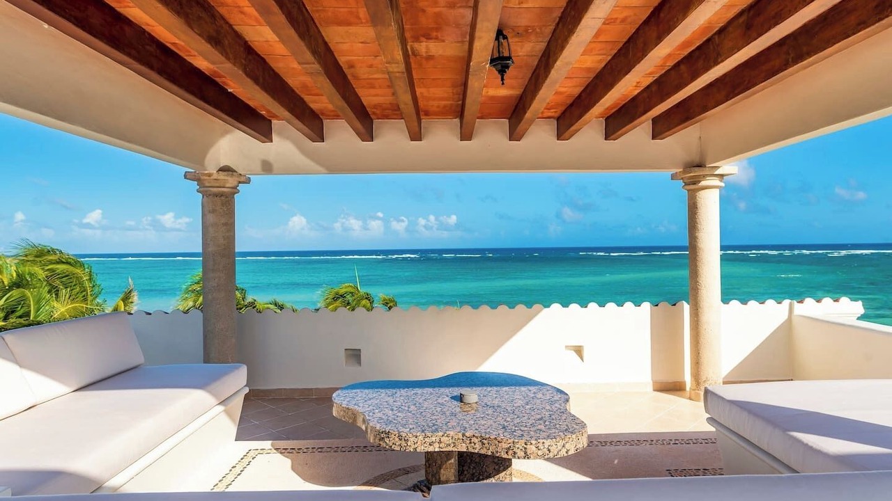 Photo of Patio Balcony in Soliman Bay