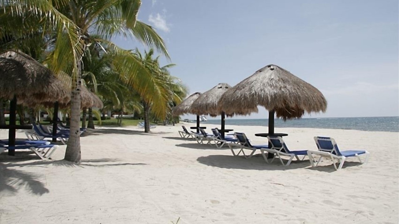 Photo of Others in Costa Maya