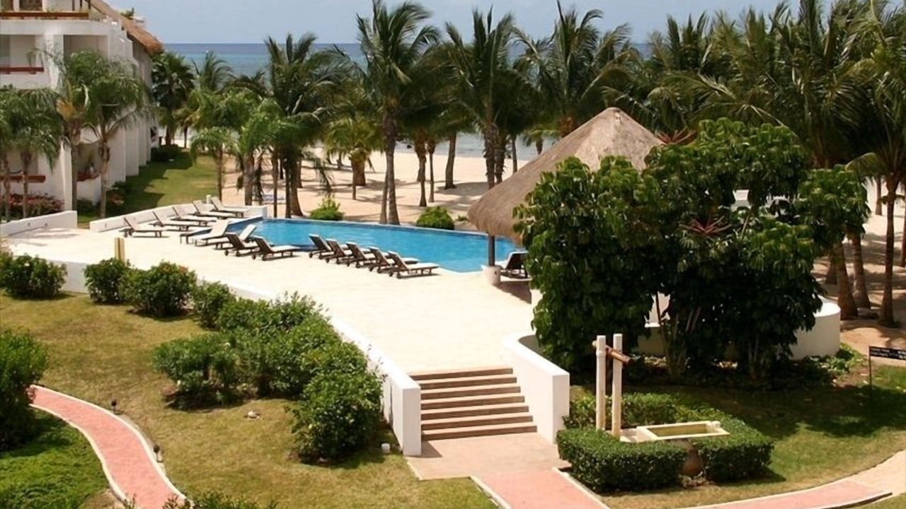 Photo of Others in Costa Maya