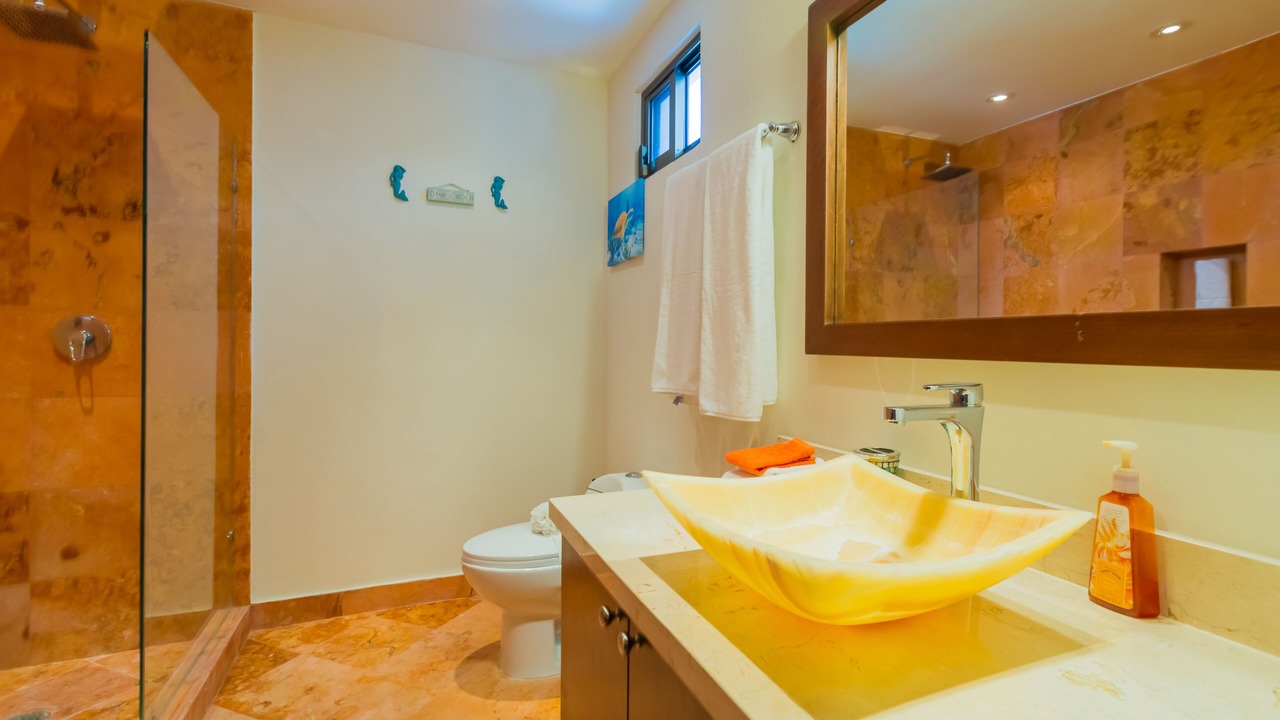 Photo of Bathroom in Colonia Meteorologico