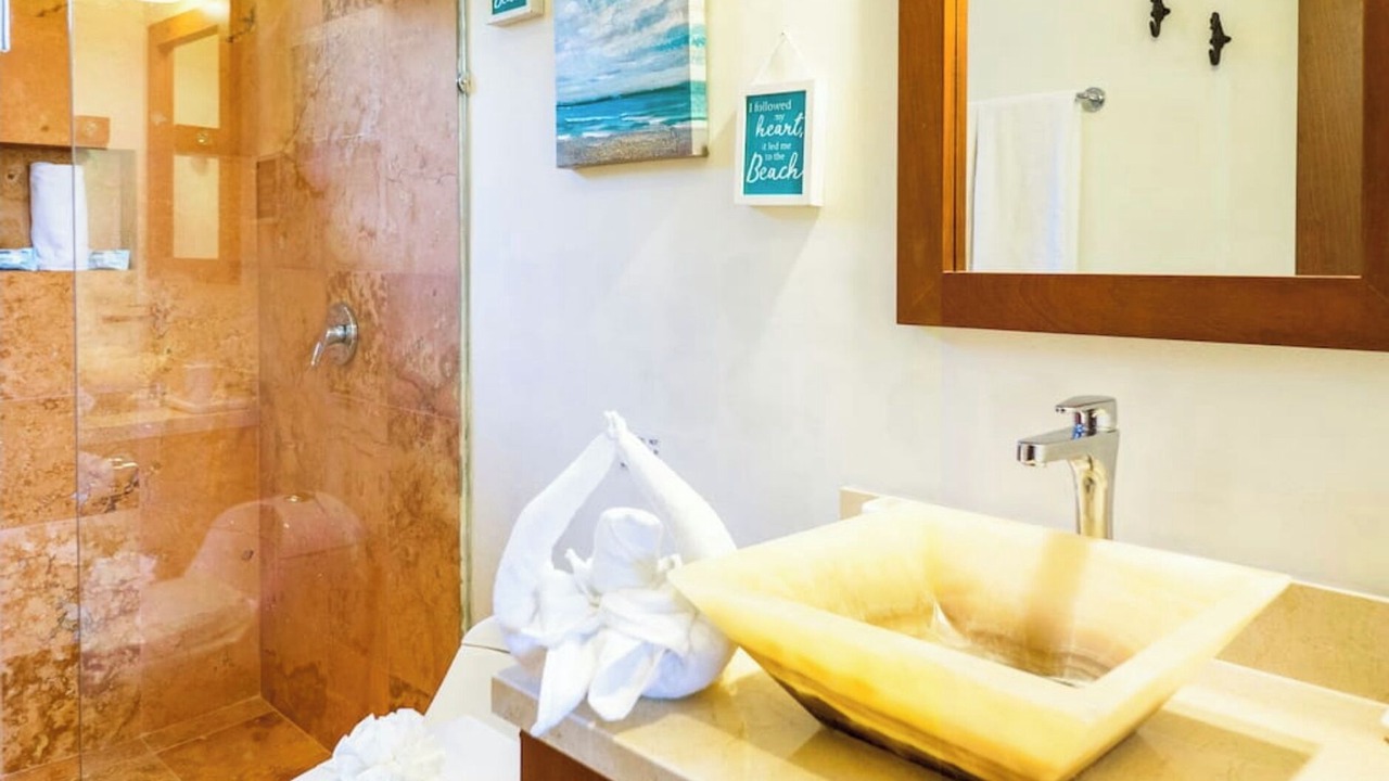 Photo of Bathroom in Colonia Meteorologico