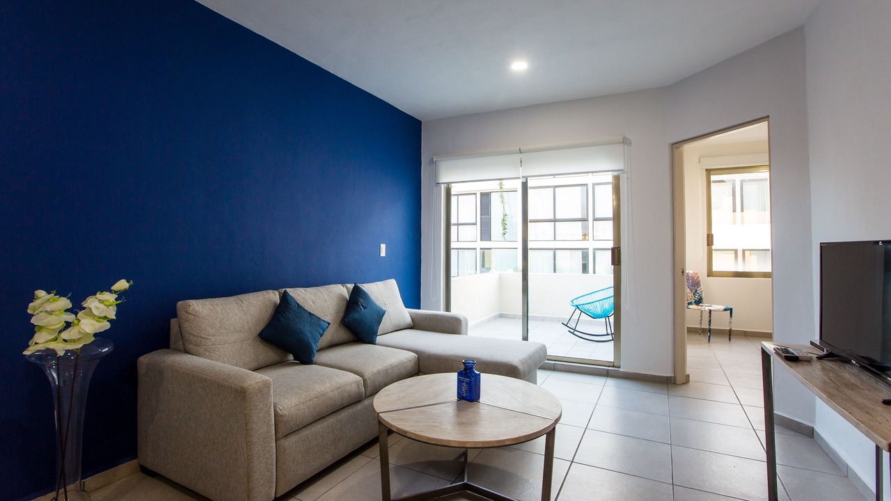 Photo of Livingroom in Downtown