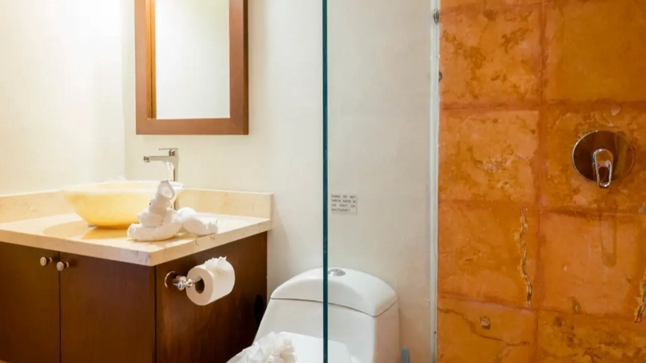 Photo of Bathroom in Colonia Meteorologico