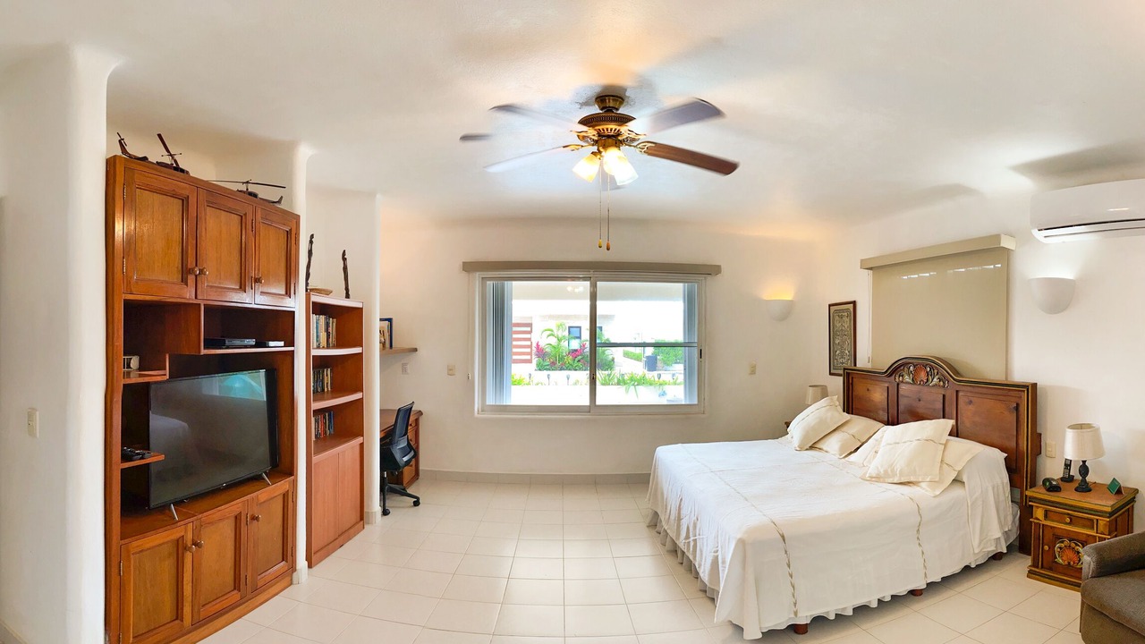 Photo of Bedroom in Playacar Fase I