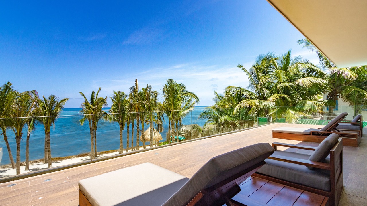 Photo of Patio Balcony in Soliman Bay