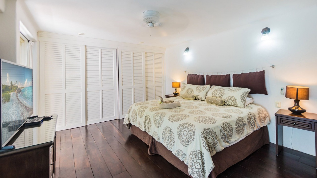 Photo of Bedroom in Downtown