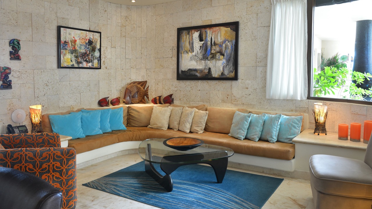 Photo of Livingroom in Downtown