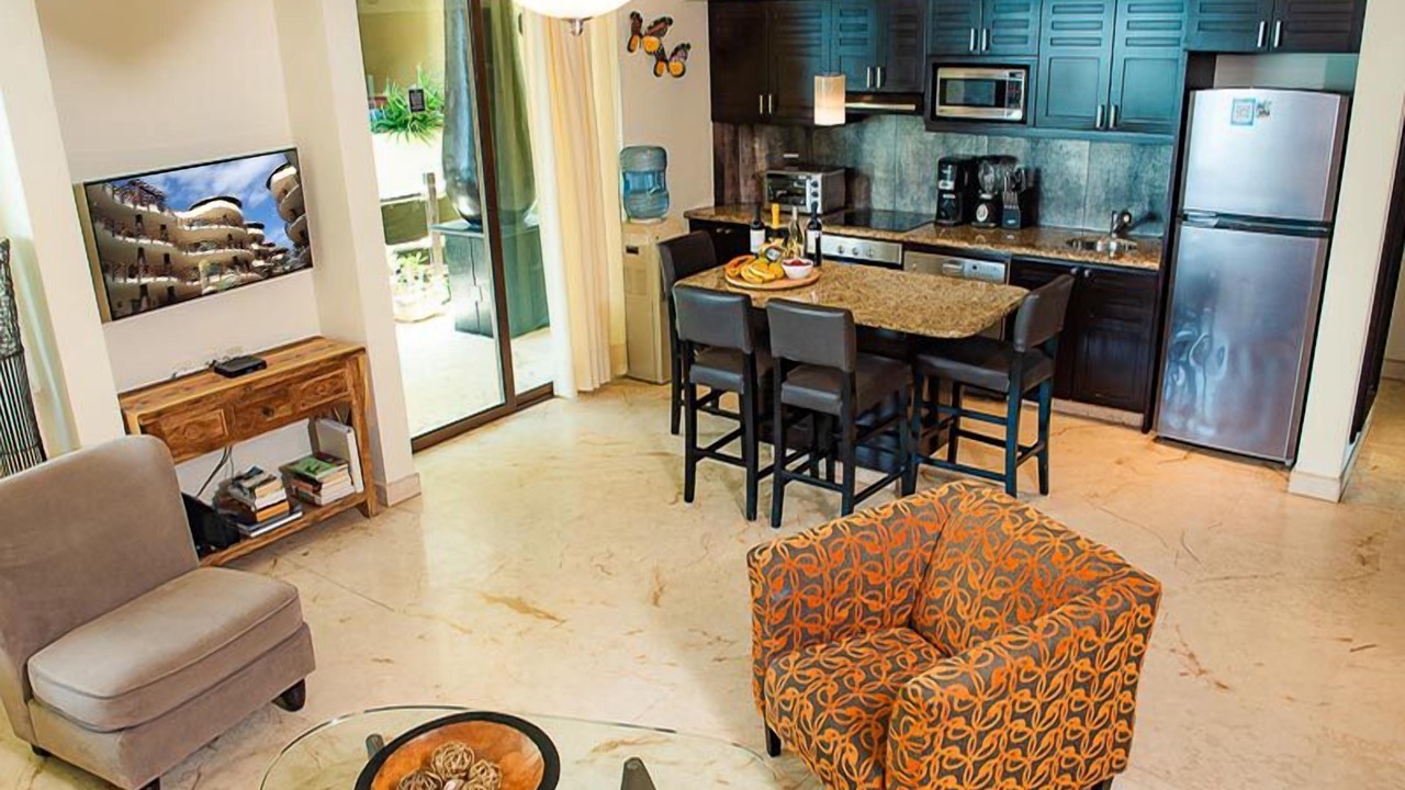 Photo of Livingroom in Downtown