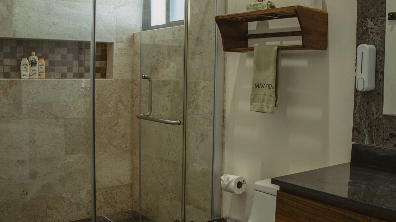 Photo of Bathroom in Colonia Meteorologico