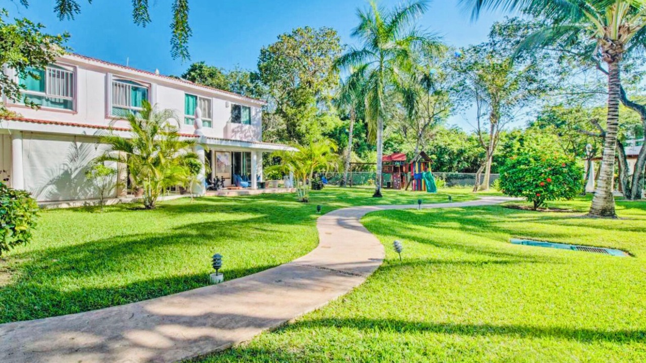Photo of Outdoor in Playacar Fase II